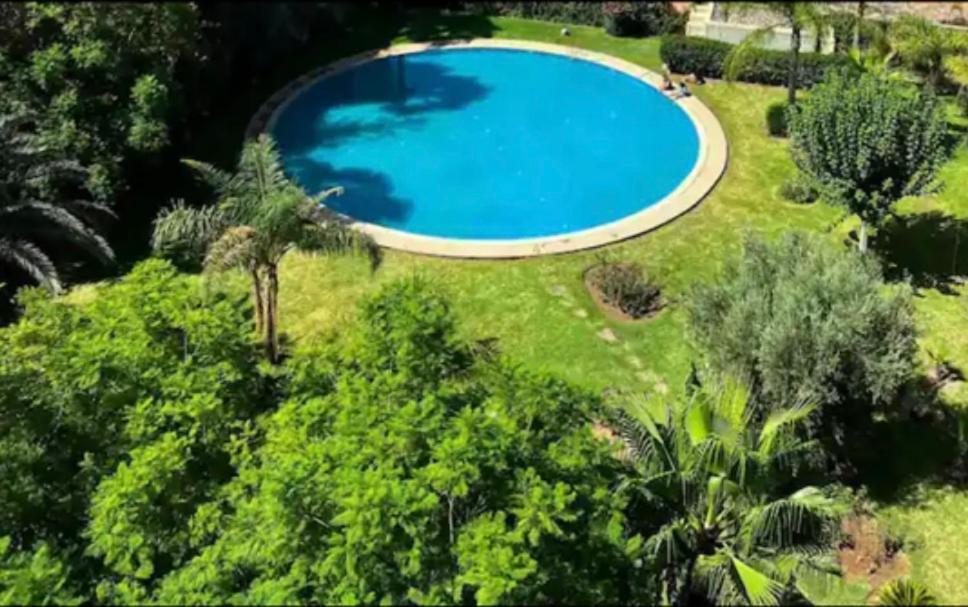 Logement De Luxe Avec Piscine, Hivernage Маракеш Екстериор снимка