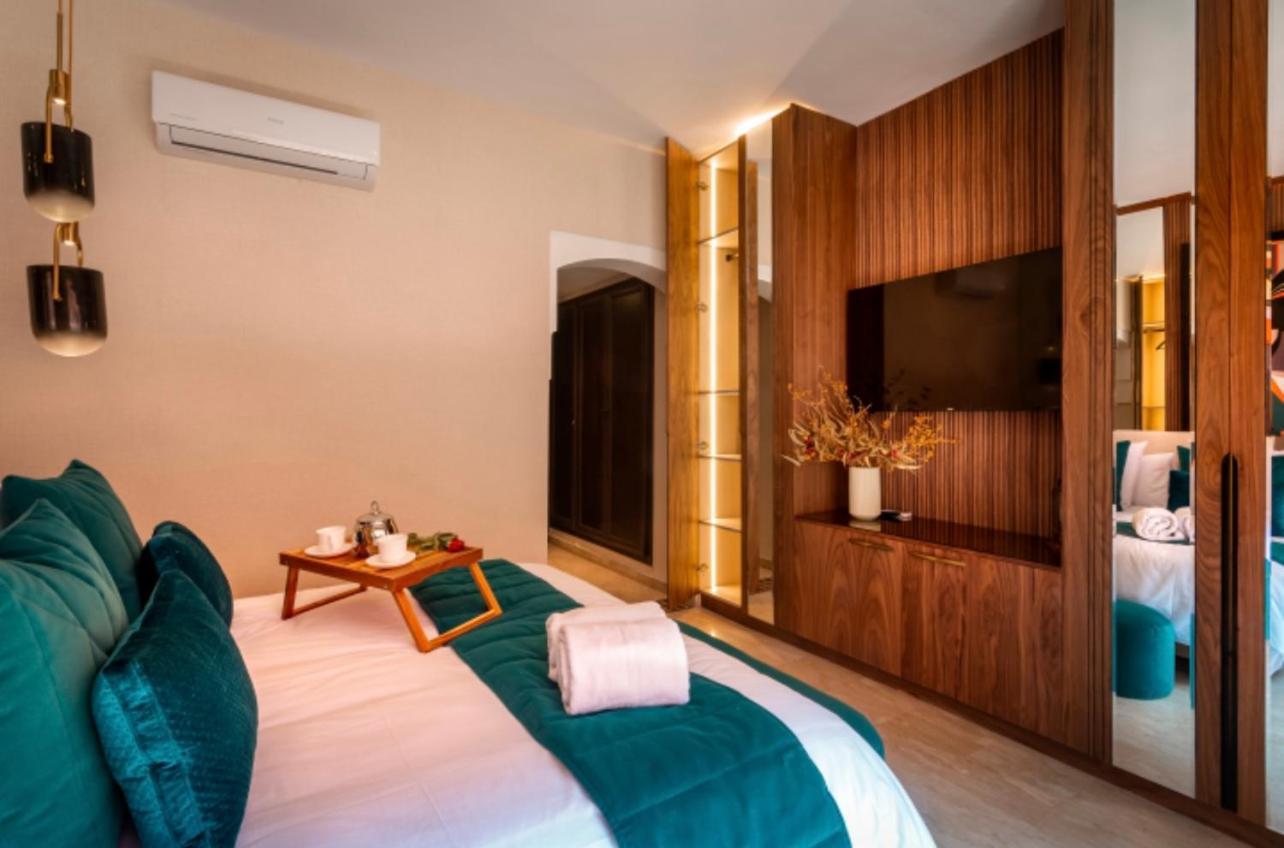 Logement De Luxe Avec Piscine, Hivernage Маракеш Екстериор снимка