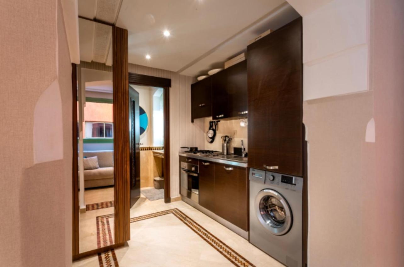 Logement De Luxe Avec Piscine, Hivernage Маракеш Екстериор снимка
